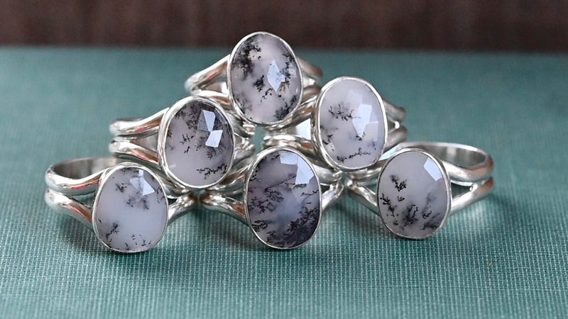 Dendritic opal ring