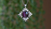 Cat's eye necklace