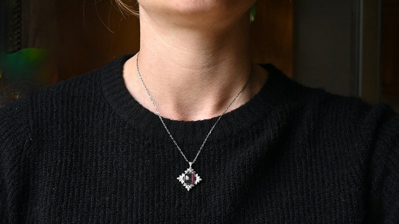 Cat's eye necklace