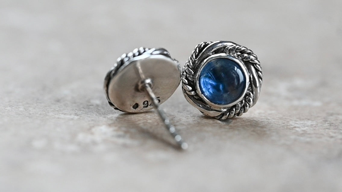 Kyanite wreath studs