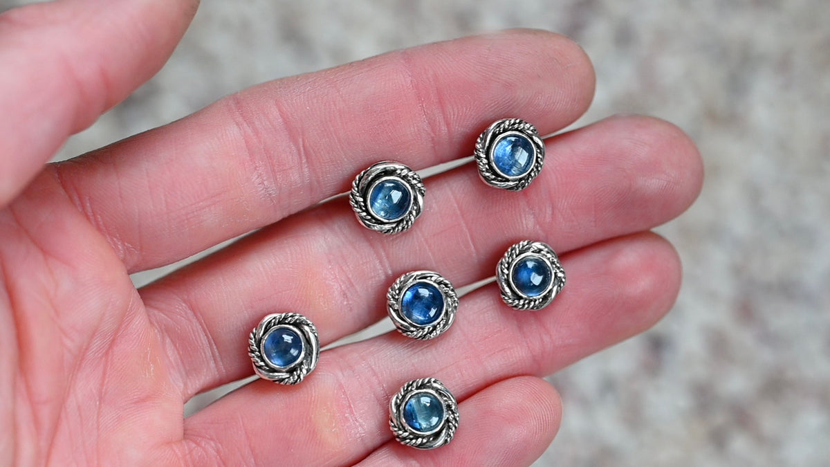 Kyanite wreath studs