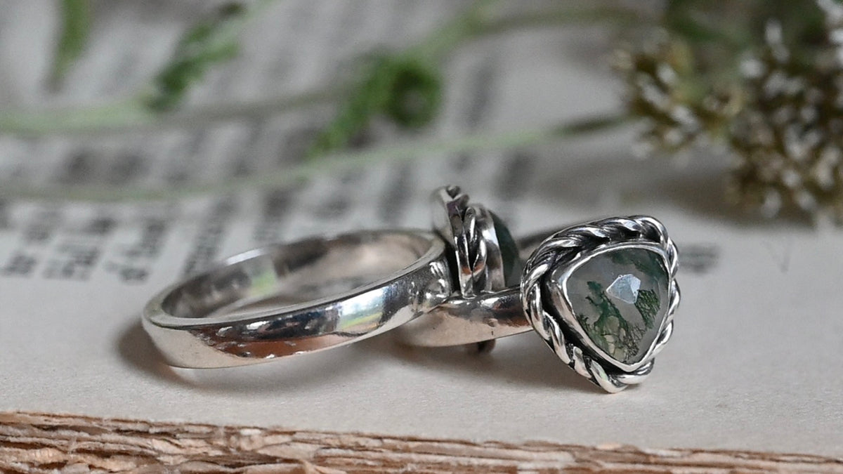 Moss agate ring
