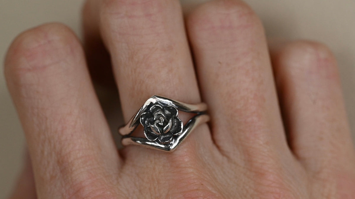 Rose ring - size 9.5
