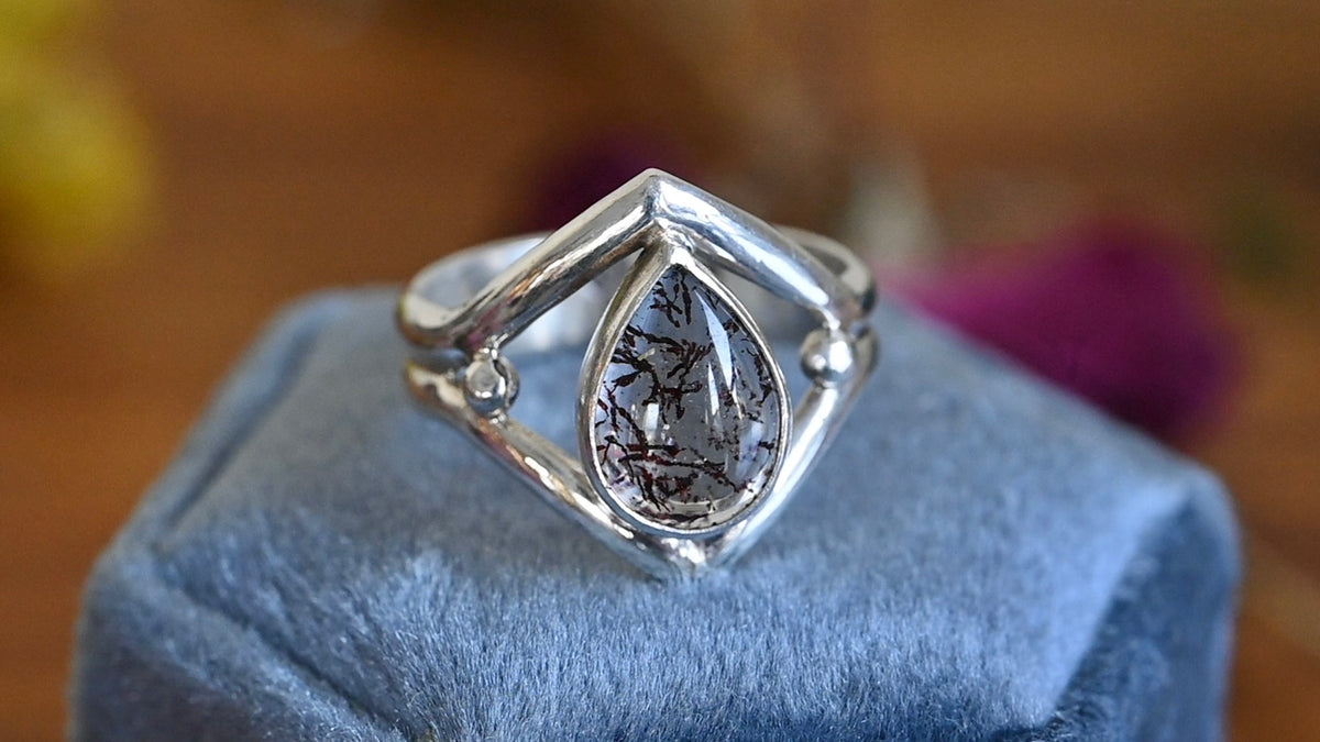 Strawberry quartz ring - size 7.5