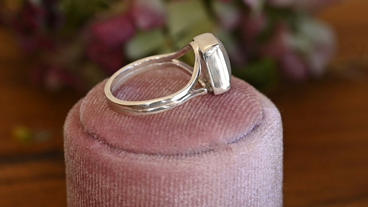 Rainbow moonstone ring - Size 6