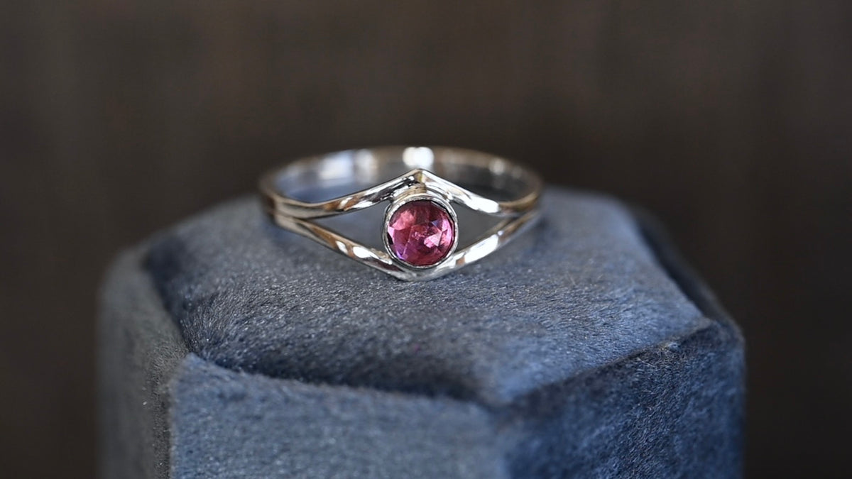 Rhodolite garnet ring - size 9