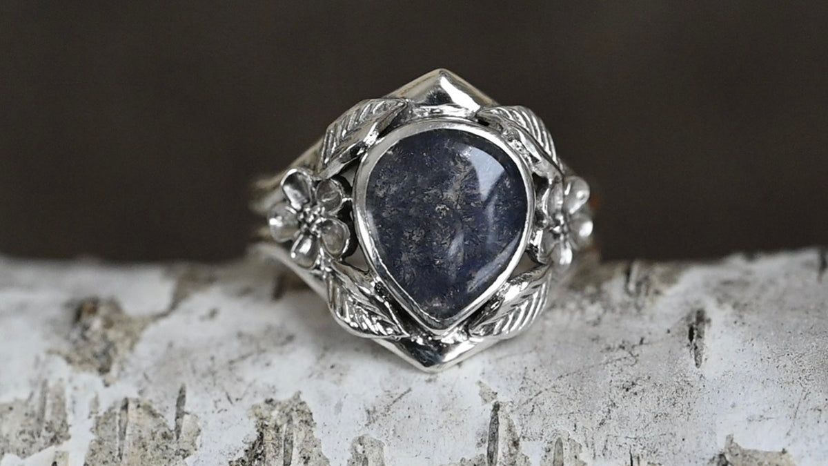 Dumortierite quartz forget-me-not ring - size 6.5