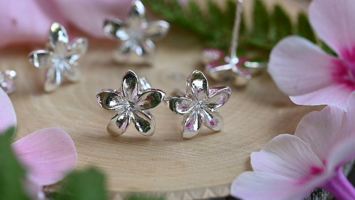 Plumeria studs