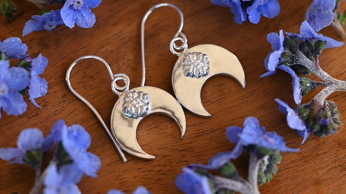 Lunula earrings